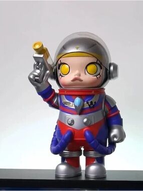 Mega Space Molly 1000% Ultraman